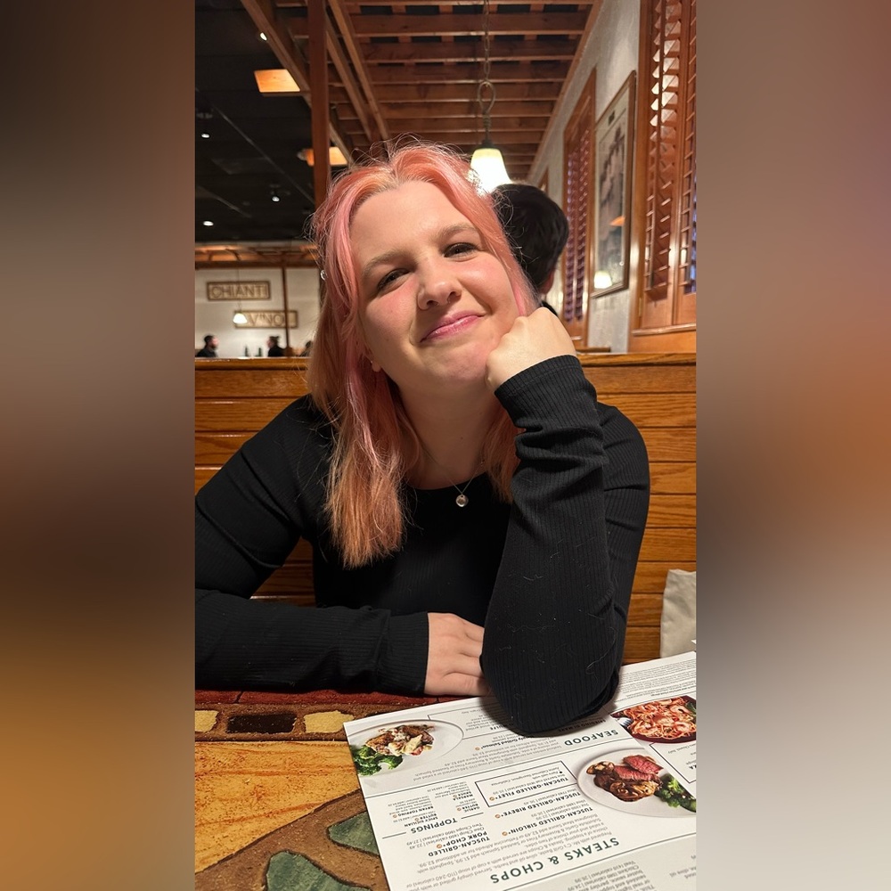 Meet your Posher, Rebecca